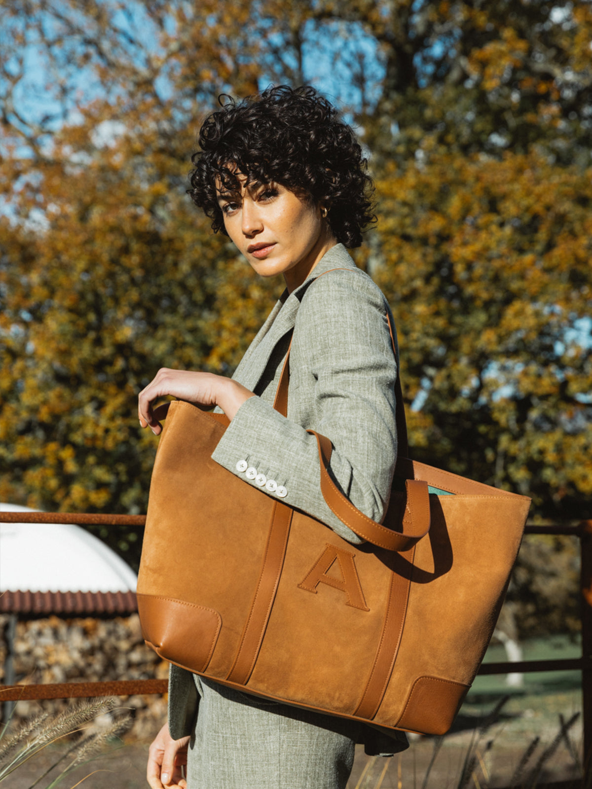 Tan brown tote clearance bag